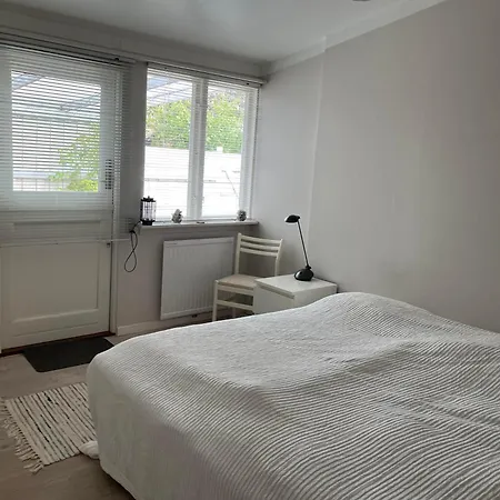Stunning In Sjaellands Odde With 4 Bedrooms, Jacuzzi And Sauna Feriehus *